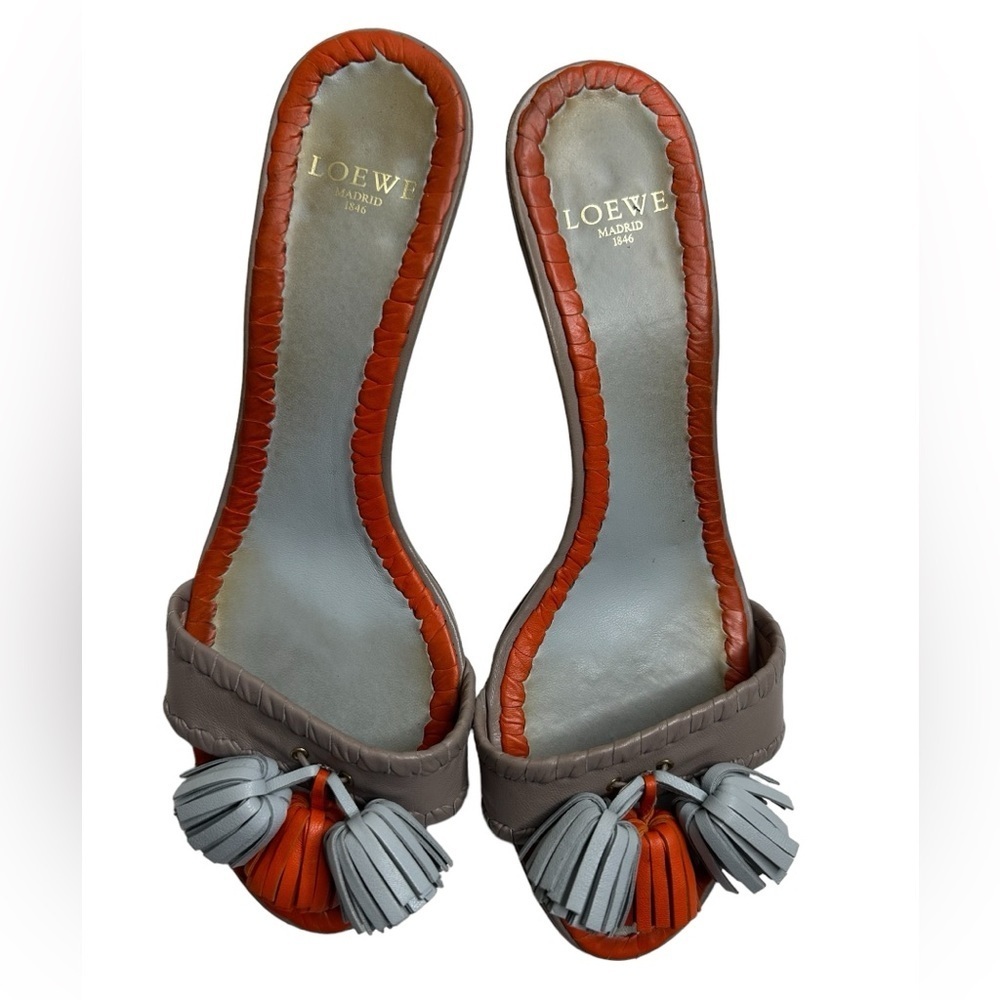 Loewe women slides size 40